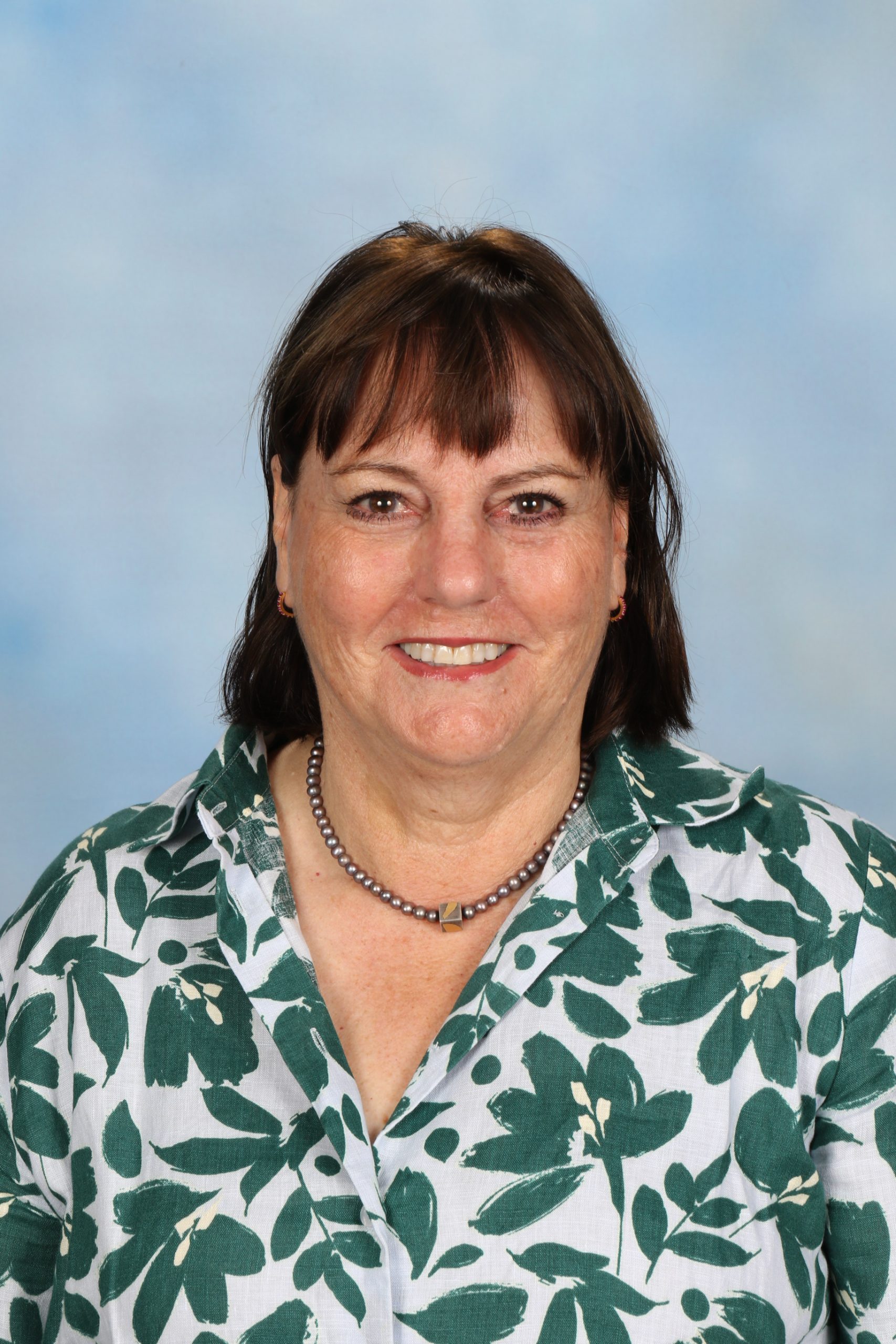 Yeates, Justine